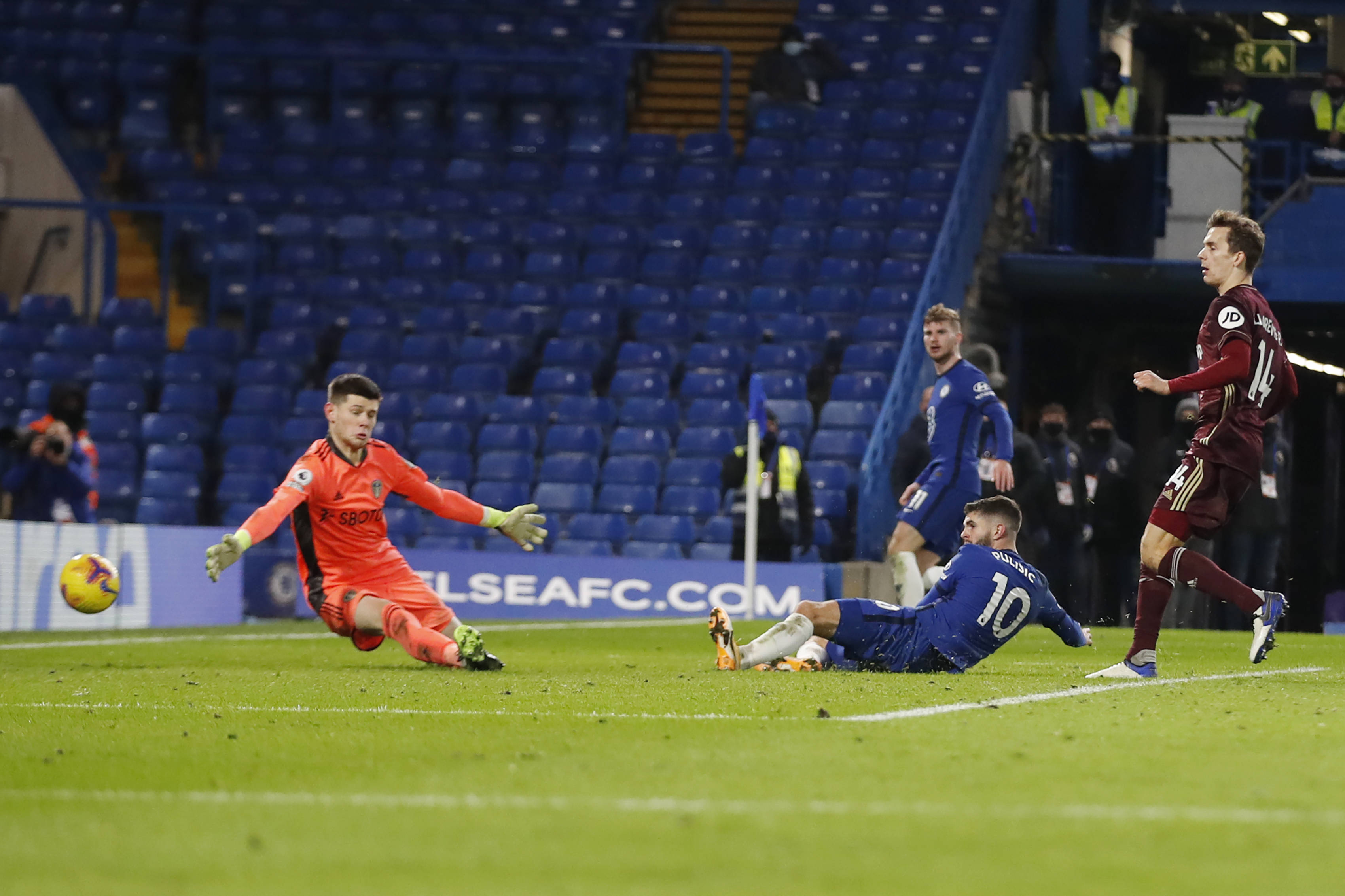 密度防守时 密度防守时